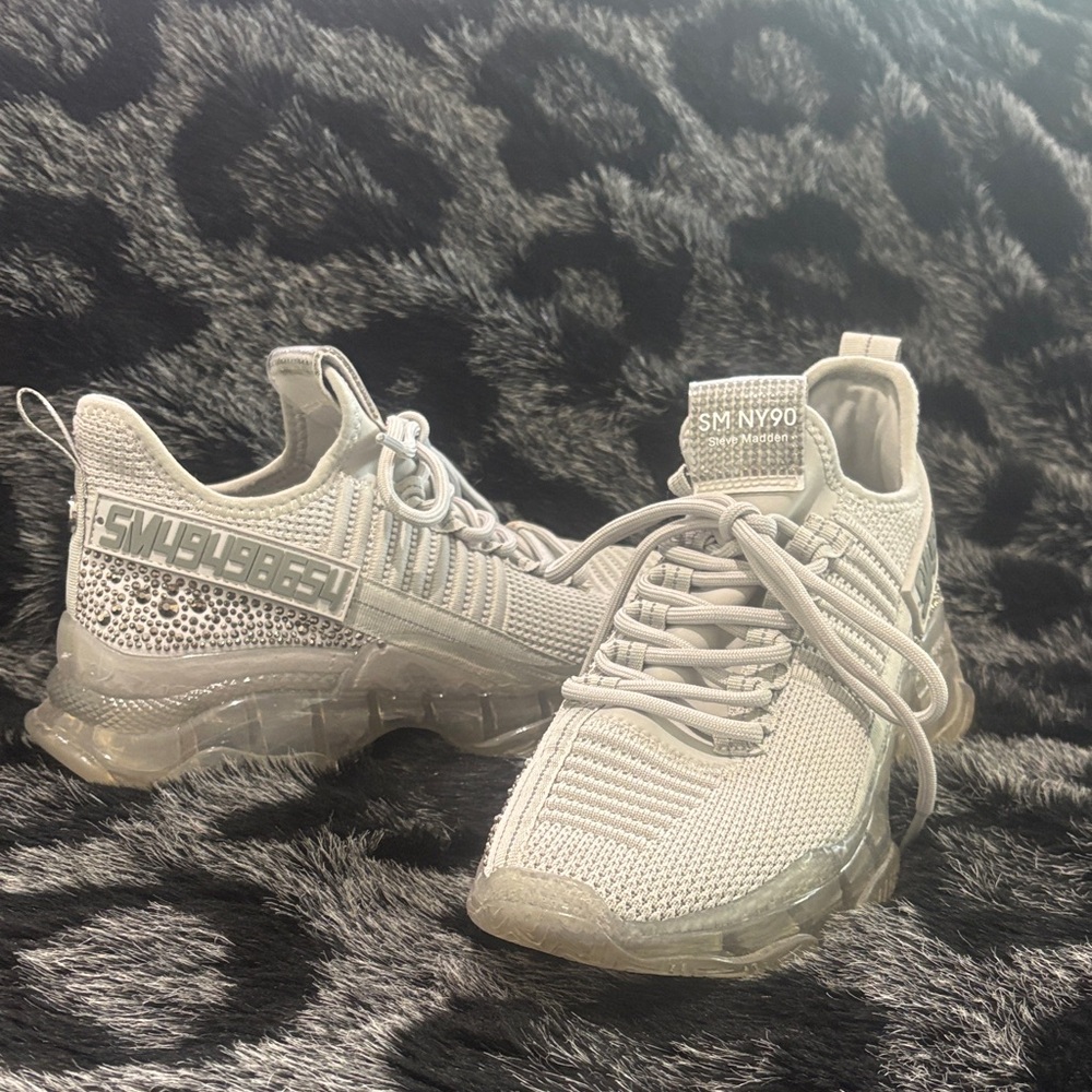 Steve Madden Gray Sneakers